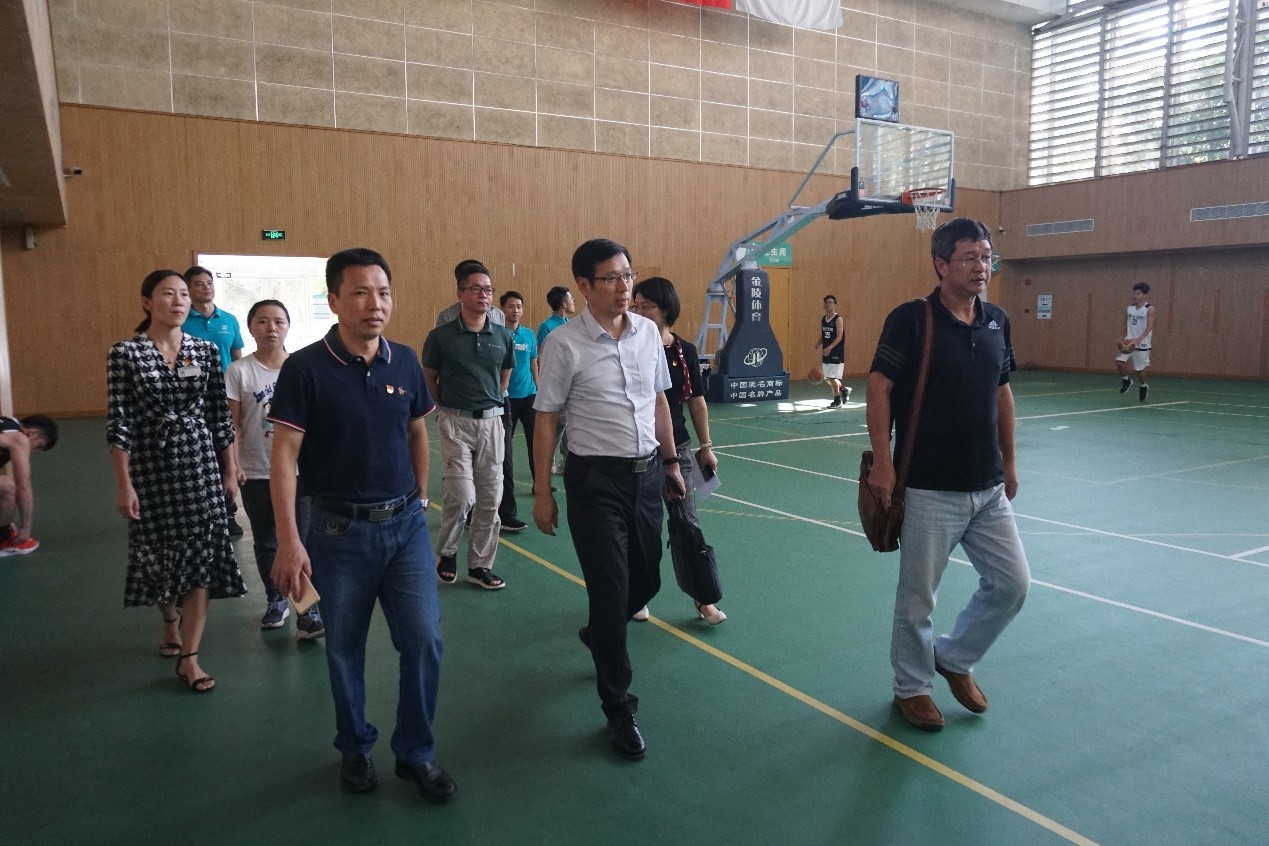 惠州学院副校长郑文到体育学院进行调研指导